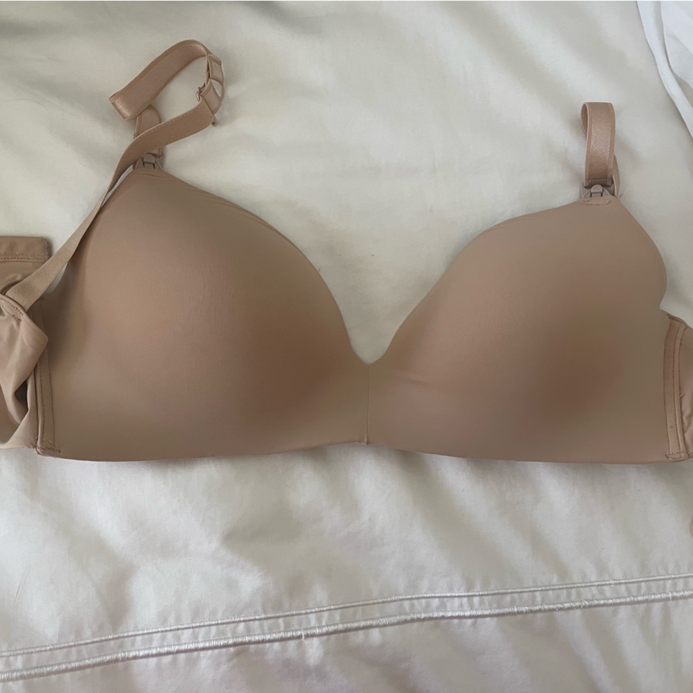 Auden nursing lightly lined wire free bra